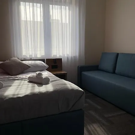 Adania 1 民宿 格里兹鲍