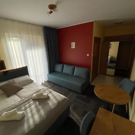 Adania 1 格里兹鲍