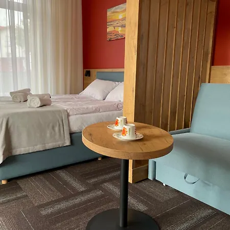 Adania 1 * グジボボ