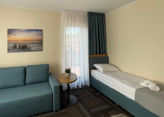 ホームステイ Adania 1